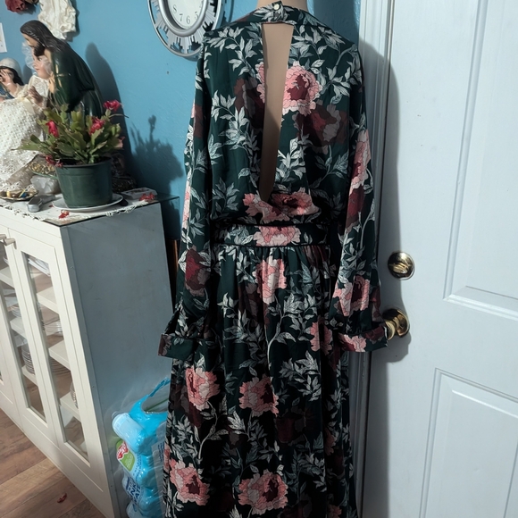 Floral Black and Pink Women's Dress - Picture 5 of 8